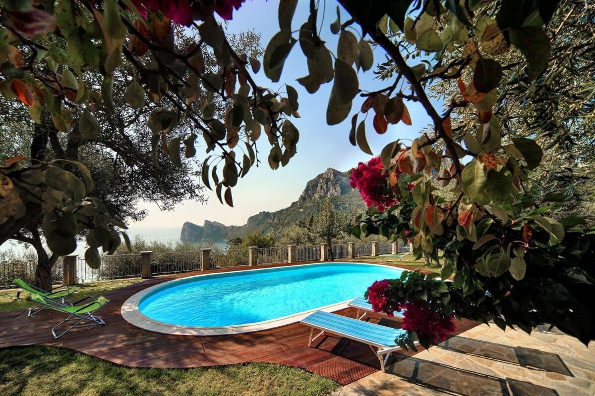 マッサ・ルブレンセ Relais Mamma Mia Sea Views Pool & Terracesヴィラ エクステリア 写真